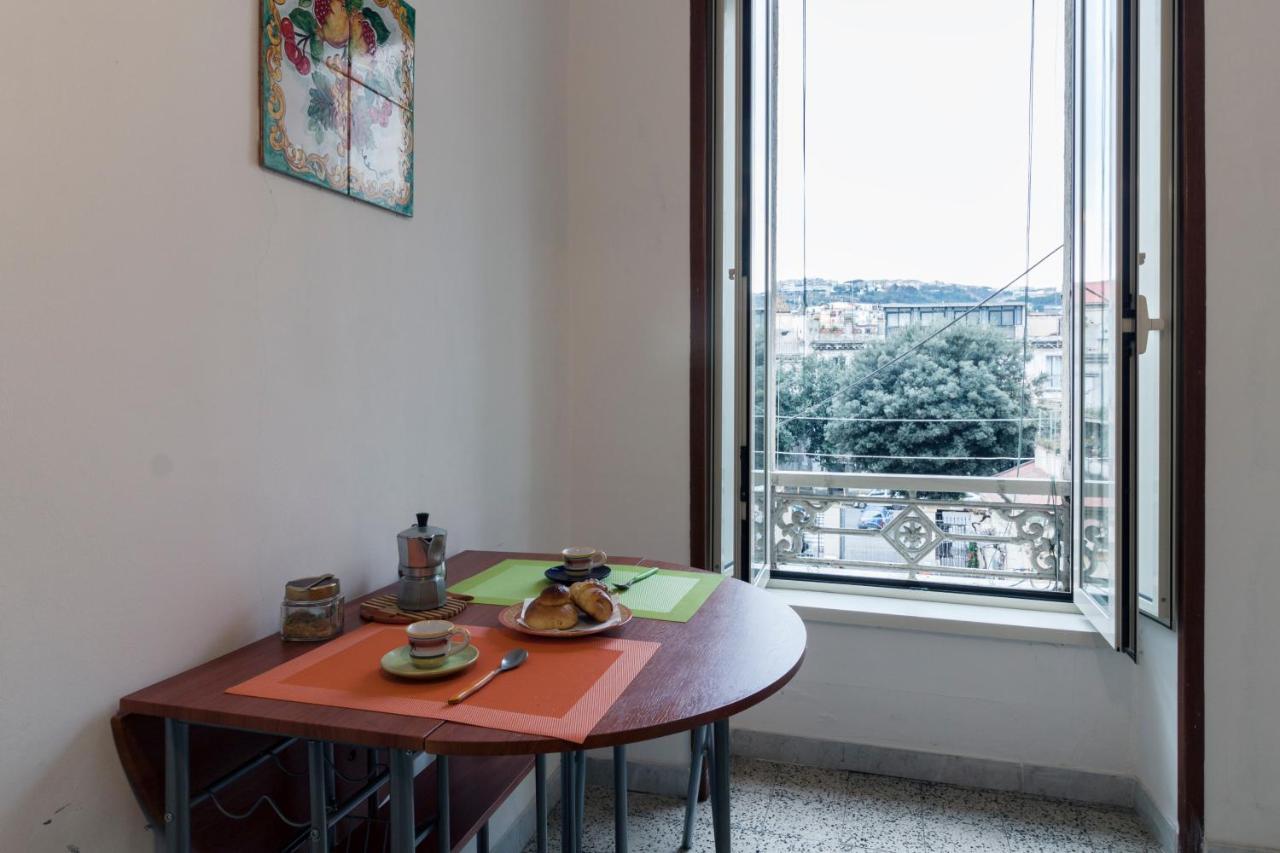 Bnb Etnuvio, Double Rooms In Naples Extérieur photo