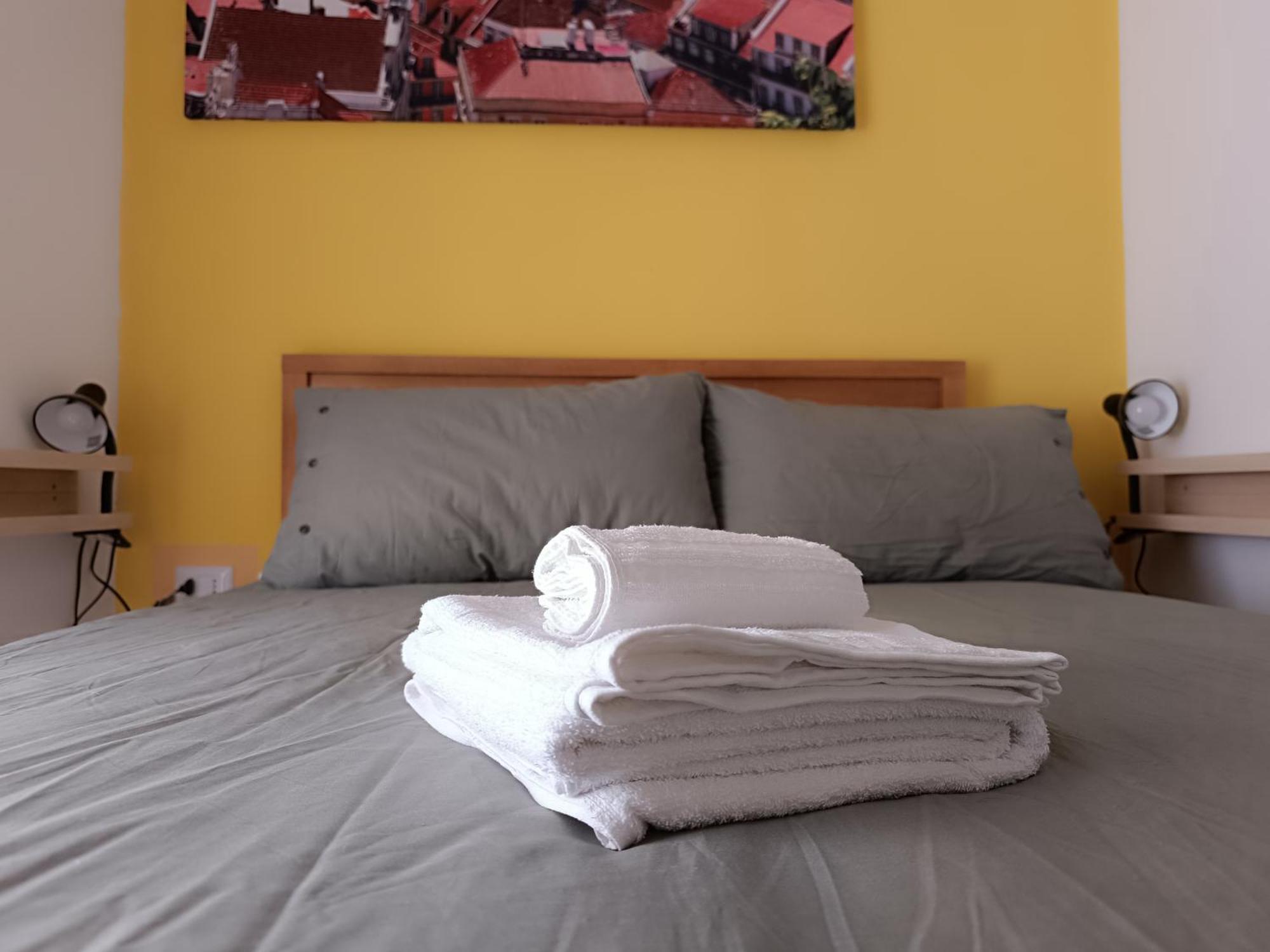 Bnb Etnuvio, Double Rooms In Naples Extérieur photo